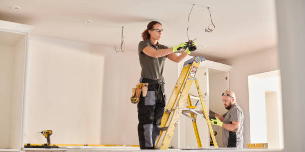 Best Ceiling Fan Installation Electrician  in Coburg, OR